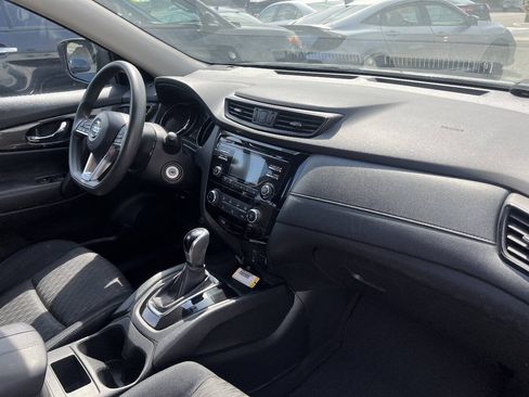 Used 2017 Nissan Rogue S AWD/4WD image 15