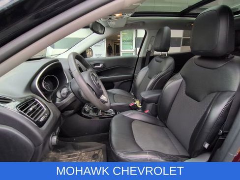 Used 2021 Jeep Compass Latitude w/ Sun and Sound Group AWD/4WD image 10
