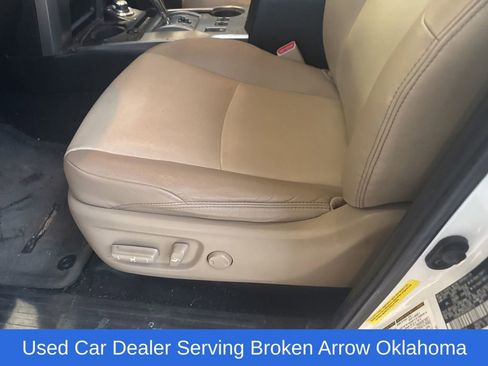 Used 2016 Toyota 4Runner SR5 Premium AWD/4WD image 9