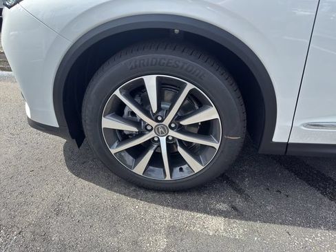 New 2026 Acura MDX w/ Technology Package FWD image 9