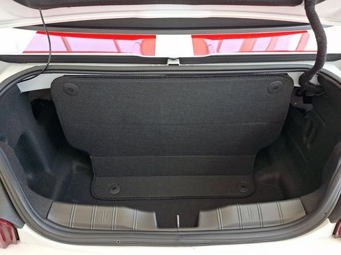 Used 2018 Chevrolet Camaro SS RWD image 31