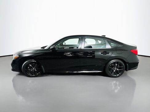 Used 2023 Honda Civic Sport image 4