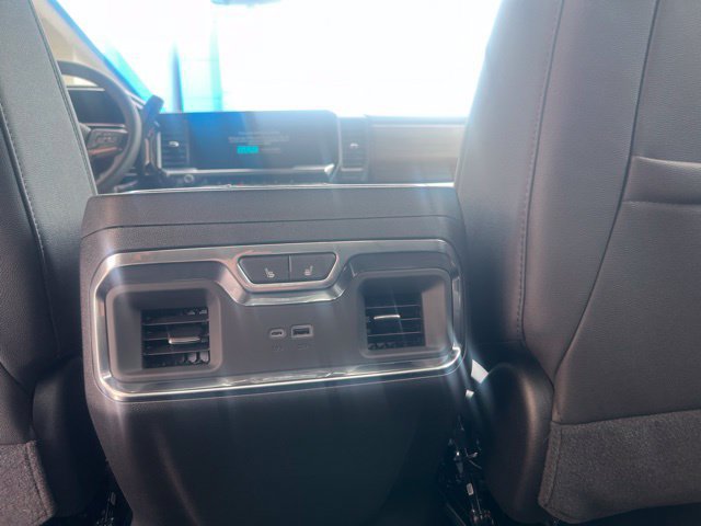 New 2026 Chevrolet Silverado 2500 High Country w/ Technology Package AWD/4WD image 37