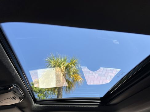 Used 2025 BMW 330i Sedan image 28