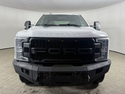 Used 2019 Ford F250 XLT AWD/4WD image 2