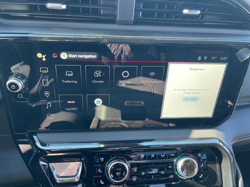 New 2026 GMC Sierra 2500 AT4 w/ Technology Package image 15