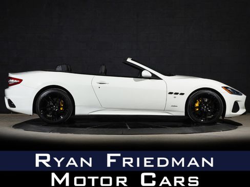 Used 2018 Maserati GranTurismo Sport image 1
