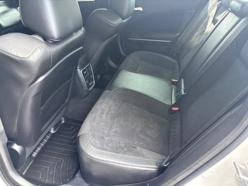 Used 2019 Dodge Charger Scat Pack w/ Dynamics Package RWD image 21