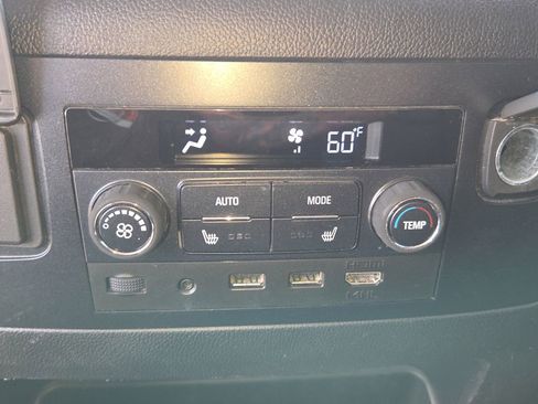 Used 2020 GMC Yukon SLT w/ Open Road Package image 33