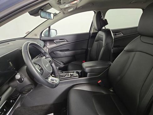 Certified 2025 Kia Sportage EX image 14