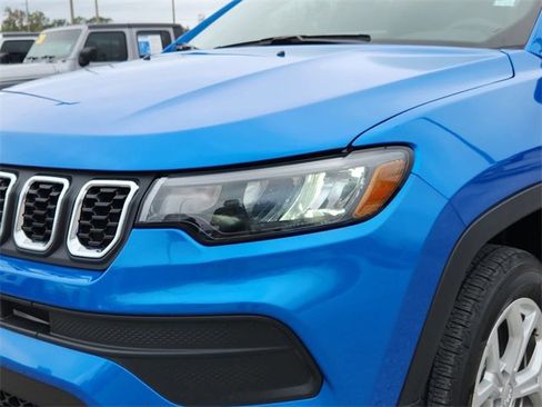 Certified 2024 Jeep Compass Sport image 7