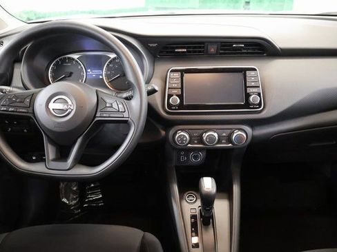 New 2025 Nissan Kicks Play S image 12