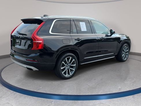 Used 2020 Volvo XC90 T6 Momentum AWD/4WD image 5