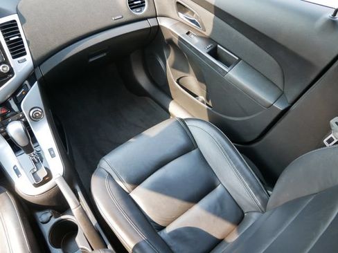 Used 2015 Chevrolet Cruze LT w/ RS Package FWD image 11
