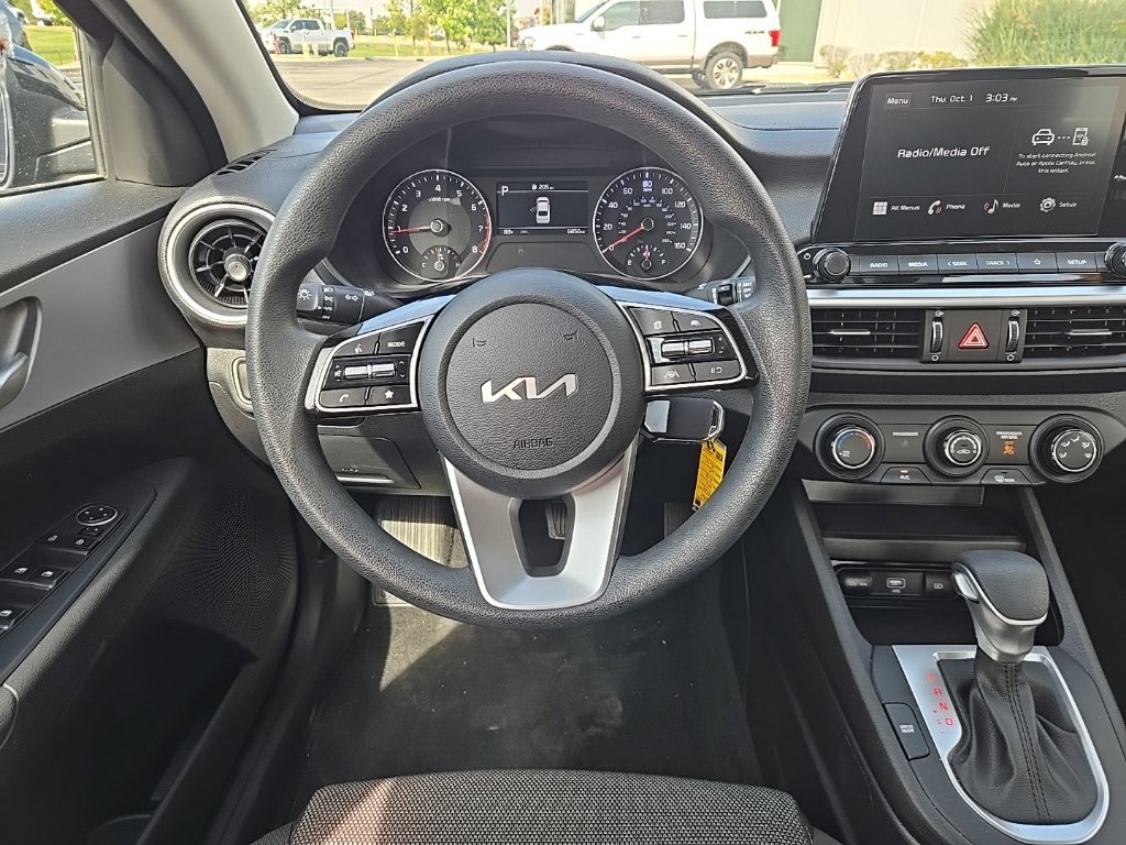 Used 2024 Kia Forte LXS w/ LXS Technology Package FWD image 32