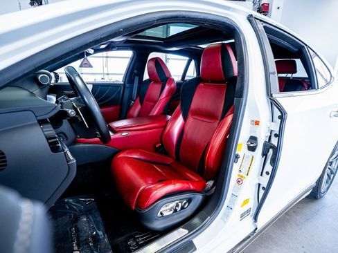 Used 2018 Lexus LS 500 F Sport w/ Accessory Package (Z2) image 38