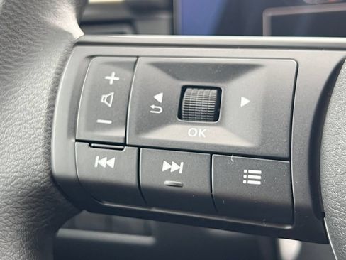 New 2026 Nissan Kicks SV AWD/4WD image 11