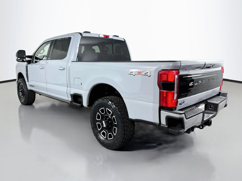 Used 2026 Ford F350 Platinum AWD/4WD image 9