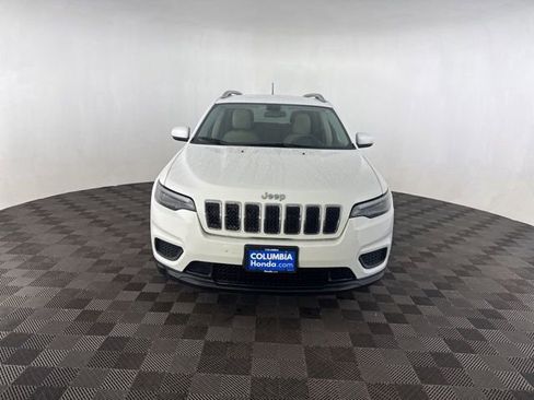 Used 2020 Jeep Cherokee Latitude w/ Cold Weather Group image 3