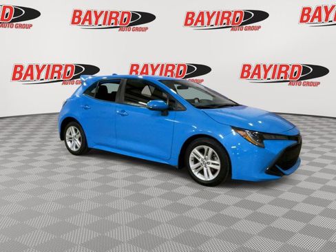 Used 2022 Toyota Corolla SE image 2