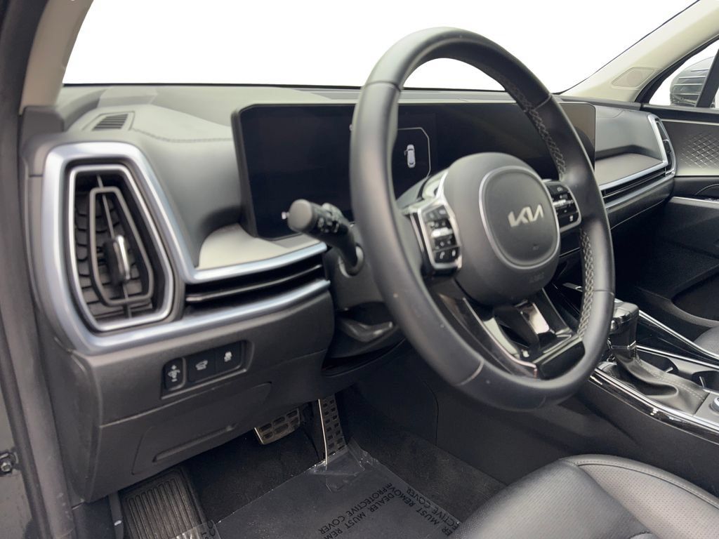 Used 2024 Kia Sorento SX FWD image 55