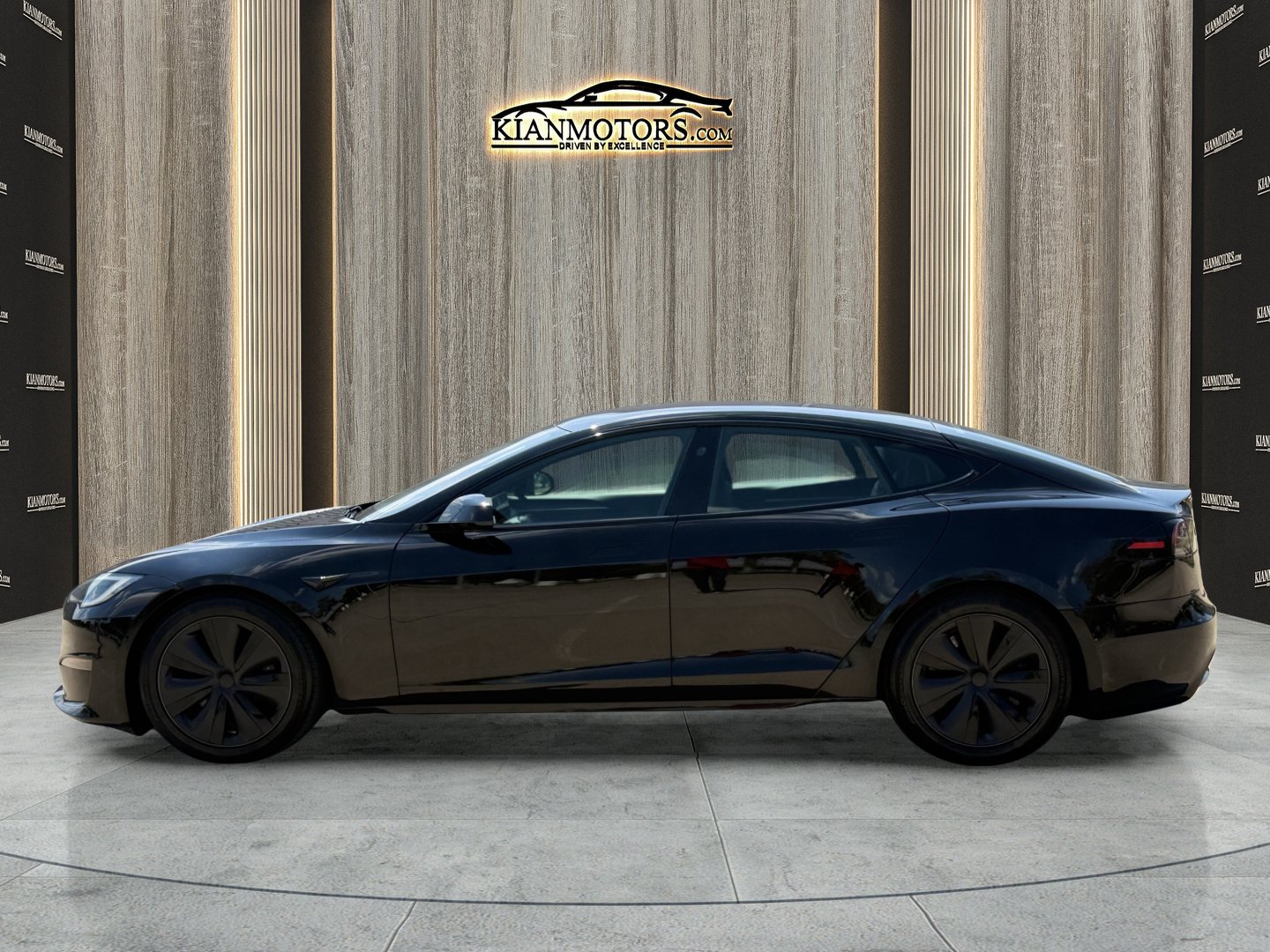 Used 2023 Tesla Model S AWD/4WD image 4