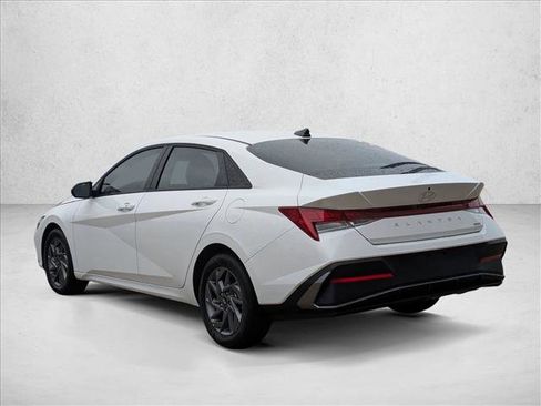 Used 2025 Hyundai Elantra Blue w/ Cargo Package image 8