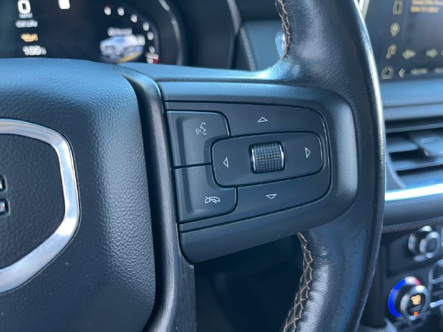 Used 2023 GMC Yukon AT4 w/ Technology Package AWD/4WD image 24