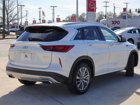 Used 2023 INFINITI QX50 Luxe image 19