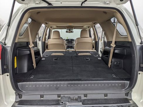 Used 2013 Toyota 4Runner Limited image 38