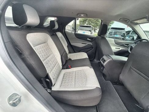 Used 2022 Chevrolet Equinox LT FWD image 26