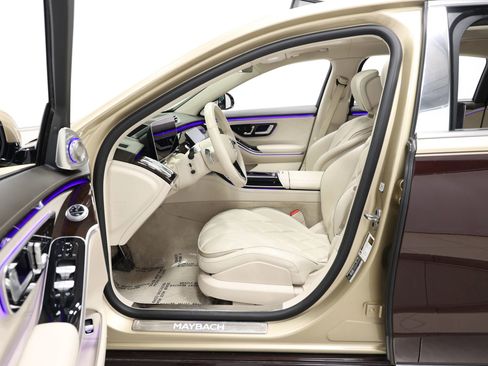 Used 2022 Mercedes-Benz Maybach S 580 4MATIC image 17