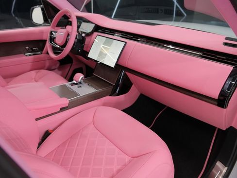 Used 2025 Land Rover Range Rover SE image 39