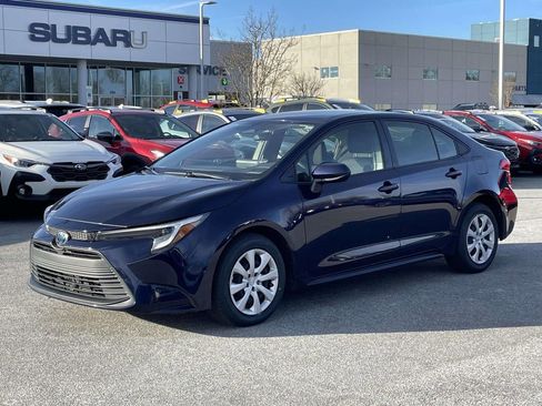 Used 2023 Toyota Corolla LE image 24