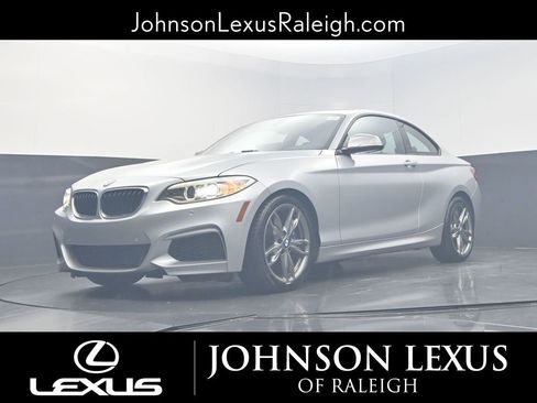 Used 2015 BMW M235i Coupe image 16