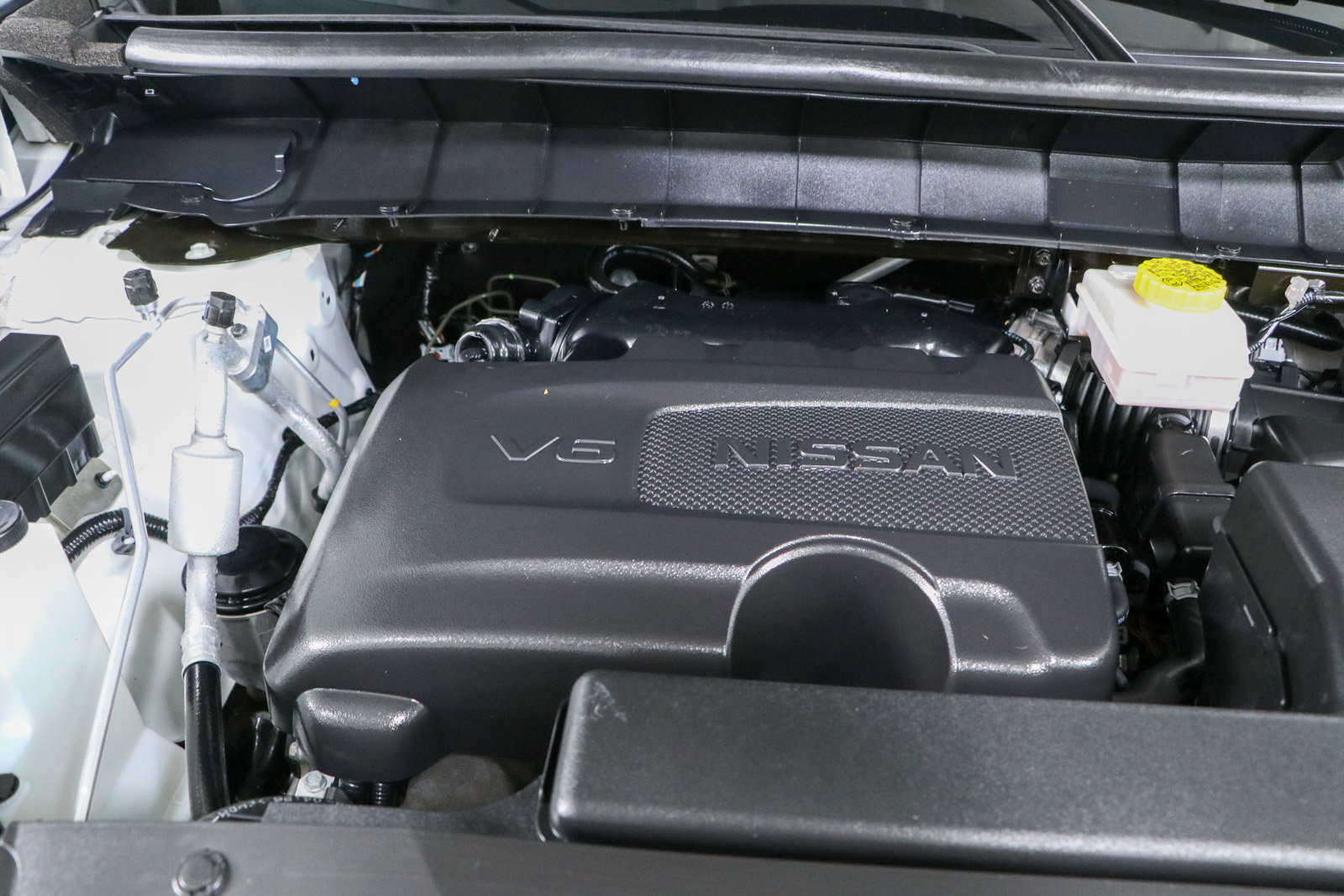 Used 2024 Nissan Pathfinder SL FWD image 32