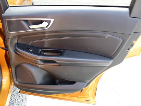 Used 2016 Ford Edge Titanium AWD/4WD image 22