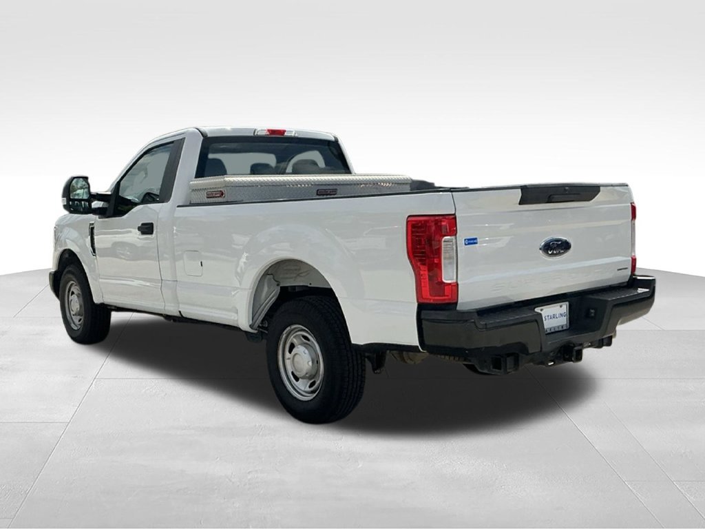Used 2018 Ford F250 XL w/ Power Equipment Group RWD image 6