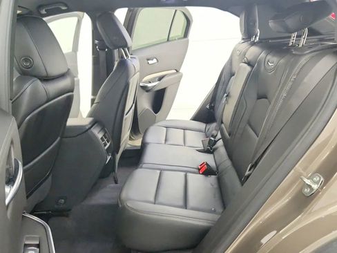 Used 2020 Cadillac XT4 Premium Luxury image 33