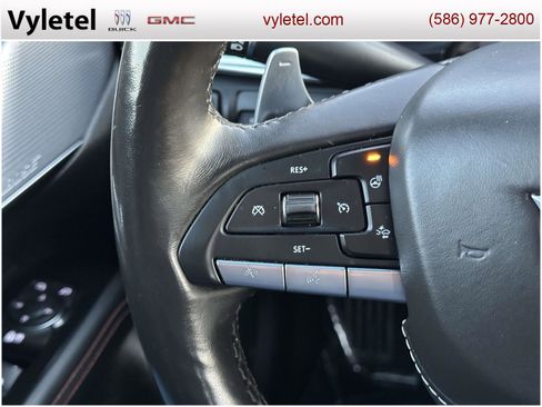 Used 2023 Cadillac CT4 V w/ Technology Package image 25