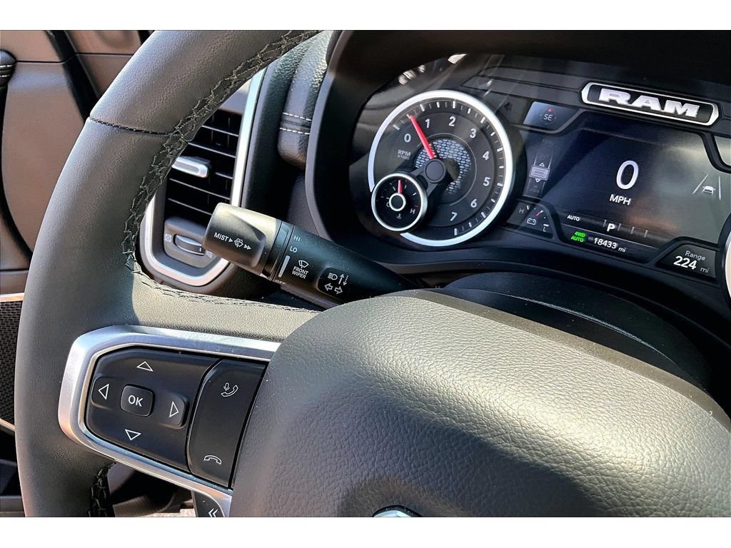 Used 2026 RAM 1500 Laramie AWD/4WD image 20