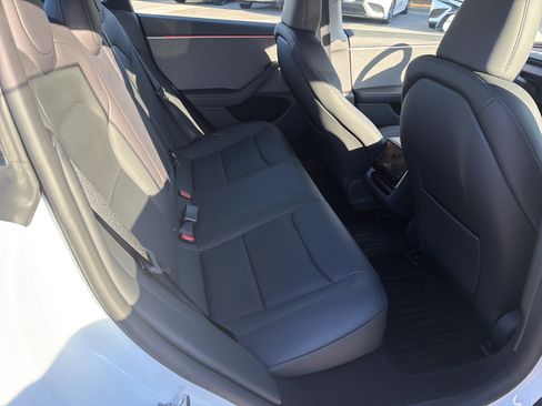 Used 2025 Tesla Model 3 Long Range image 21