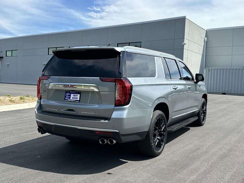Used 2024 GMC Yukon XL Denali AWD/4WD image 29