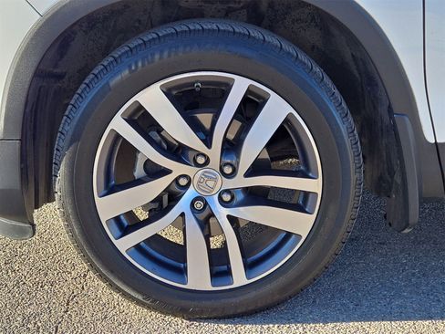 Used 2018 Honda Pilot Elite image 11