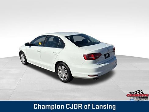 Used 2017 Volkswagen Jetta S image 7