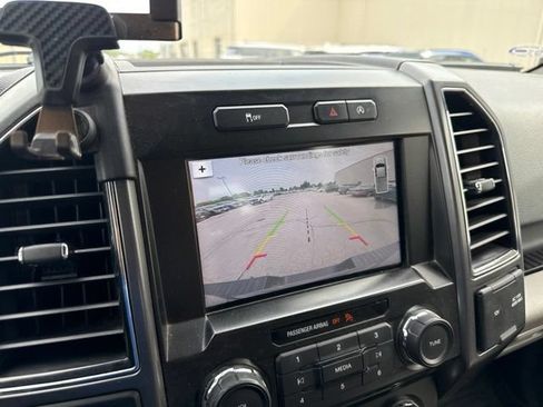 Used 2017 Ford F150 XLT w/ Equipment Group 302A Luxury AWD/4WD image 24