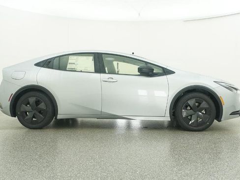 New 2026 Toyota Prius Plug-In Hybrid image 96