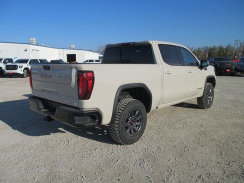 New 2026 GMC Sierra 1500 AT4X image 5