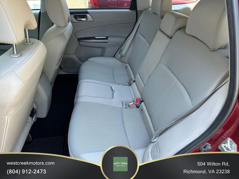 Used 2011 Subaru Forester 2.5X Premium w/ All-Weather Pkg AWD/4WD image 13