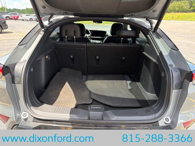 Used 2025 Buick Envista Sport Touring w/ Convenience I Package FWD image 25